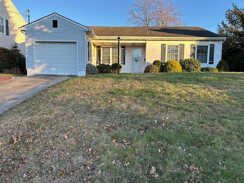 1st image of 71 Dukes Rd