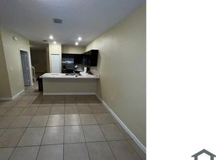 3405 SE 1st St, Homestead, FL 33033
