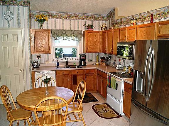 5th image of 1303 Greenley Ave