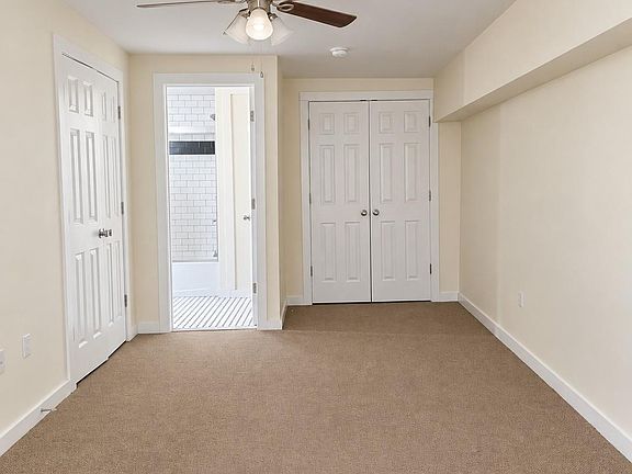 4th image of 231 Reynolds Rd #11