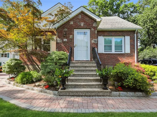 30 W Palisades Avenue, Nanuet, NY 10954