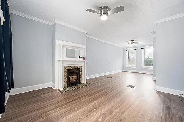 3 bed, 1.5 bath, 1250 sqft, $1,795 — Photo 2