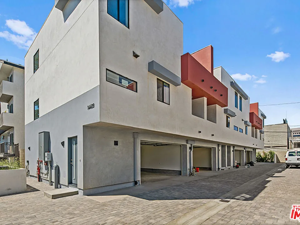 14403 Tiara St #5