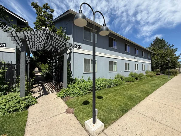 1015 SE 4th St APT 10, Bend, OR 97702