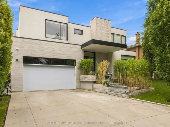 14 Parson Ct, Toronto, ON M6M 2N7