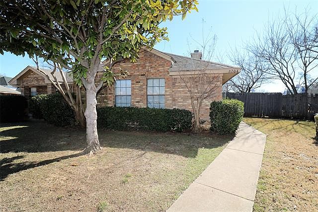 1st image of 2304 Kingsford Ct
