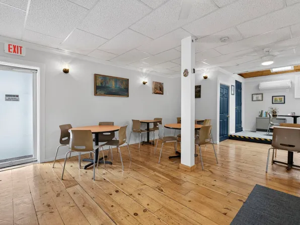 192 Main Street, Somersworth, NH 03878