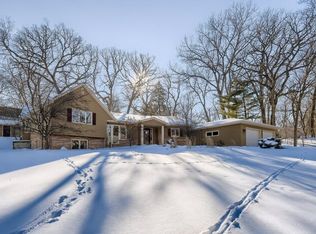12817 Jane Ln, Minnetonka, MN 55343