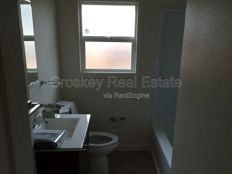 355 12th St #355 — Photo 5
