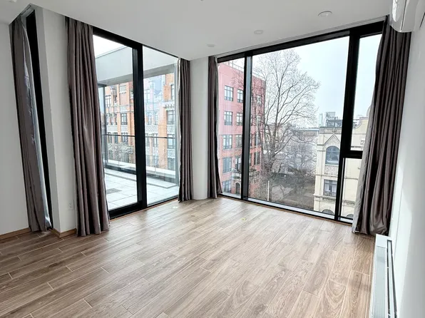 18 Monitor Street image 22 of 23