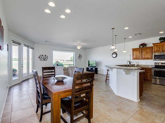 4th image of 2662 S Springwood Blvd Unit 380