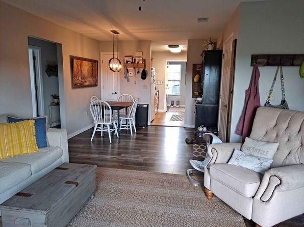 235 Kayla Ln APT A