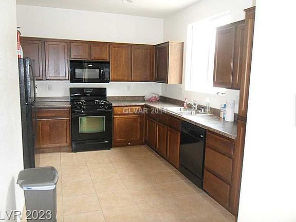 2nd image of 8130 Lake Geneva Ct