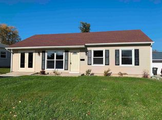 1511 Sycamore Dr, Fort Wayne, IN 46825