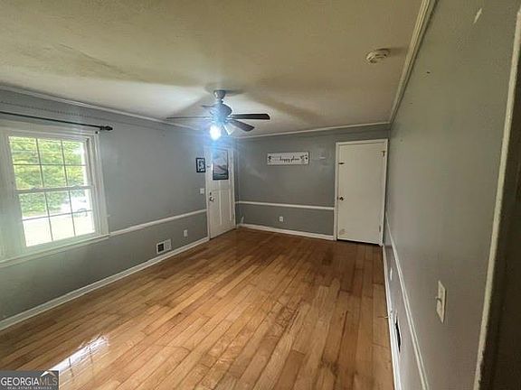 4th image of 6558 Apache Ln