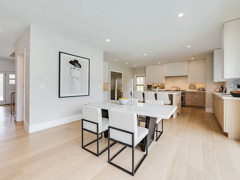 30 Bellows Ln — Photo 11