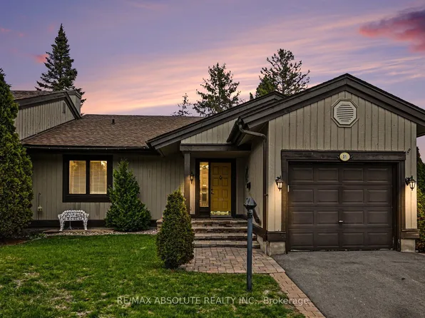 31 Spyglass Rdg, Ottawa, ON K2S 1R6