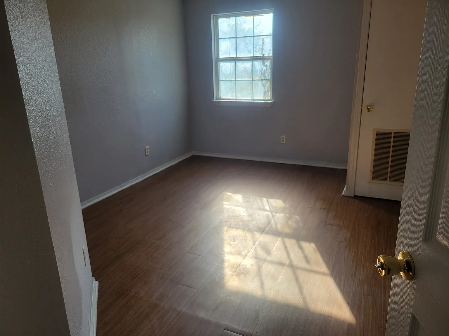 2 bed, 1830 sqft, $750 — Photo 1