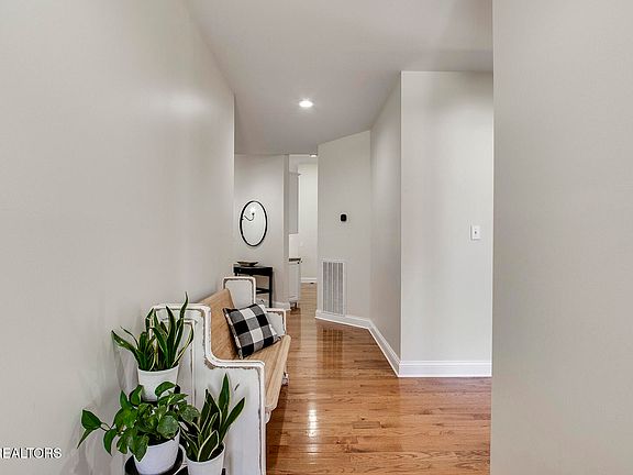 4th image of 150 Sunset View Loop