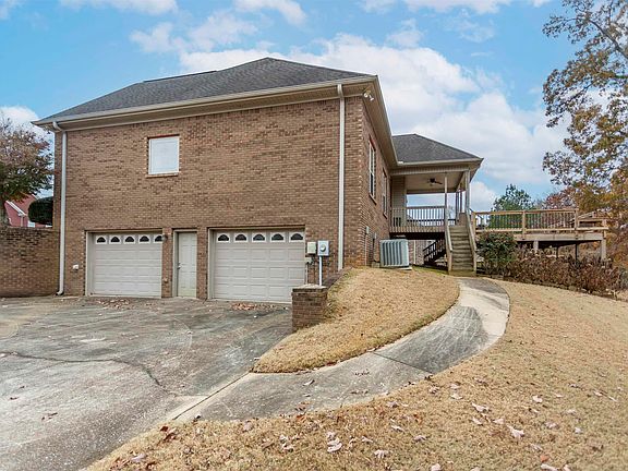 5th image of 7536 Chase Way