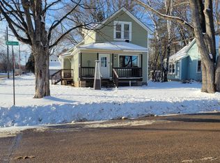 206 10th Ave, Antigo, WI 54409