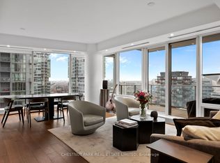 180 University Ave #2605, Toronto, ON M5H 0A2