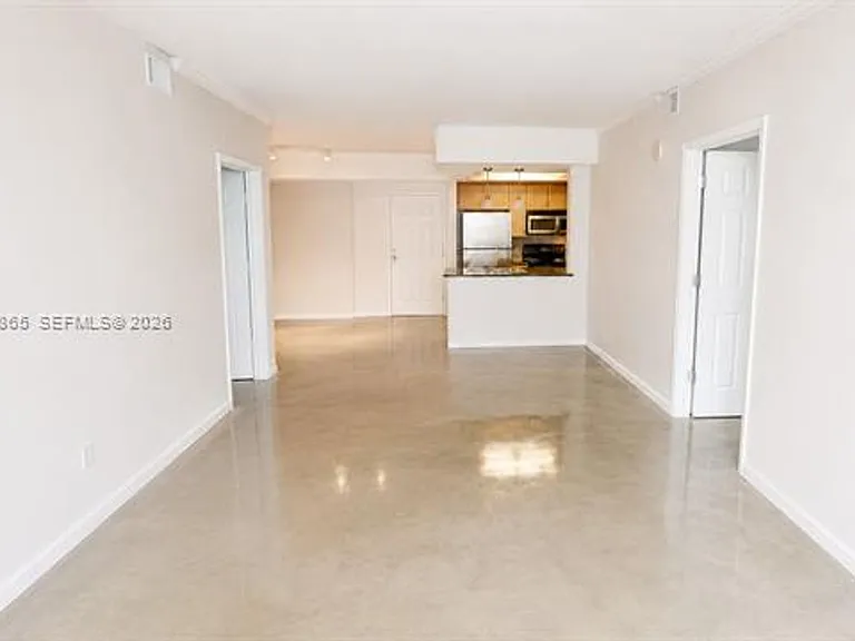 2000 N Bayshore Dr #1509 — Photo 4