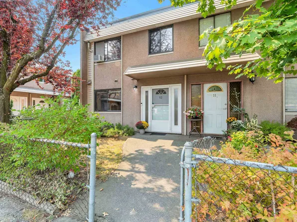 27090 32nd Ave #12, Langley, BC V4W 3T7