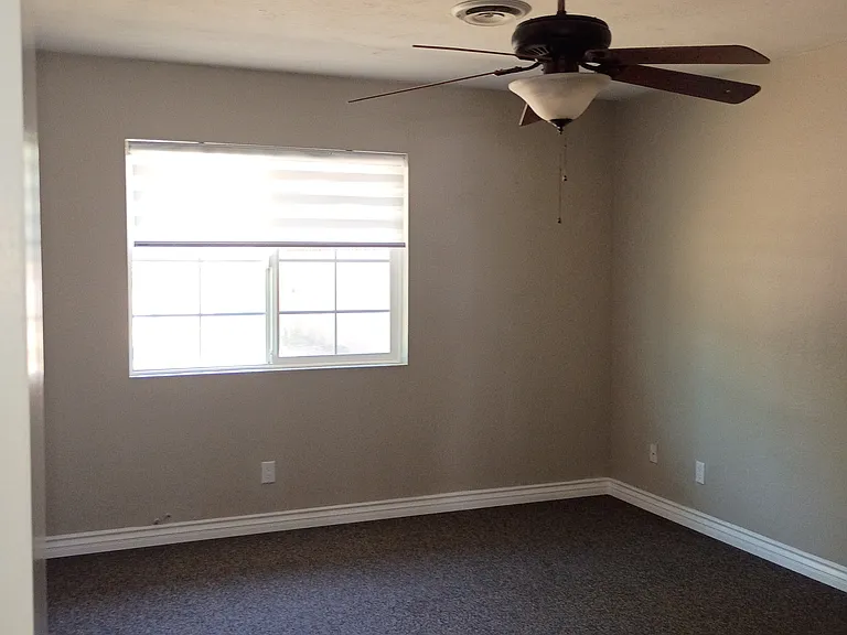 4080 Trevor Ln — Photo 4