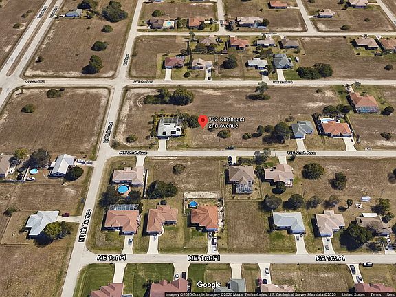 3rd image of 703 NE 2nd Ave