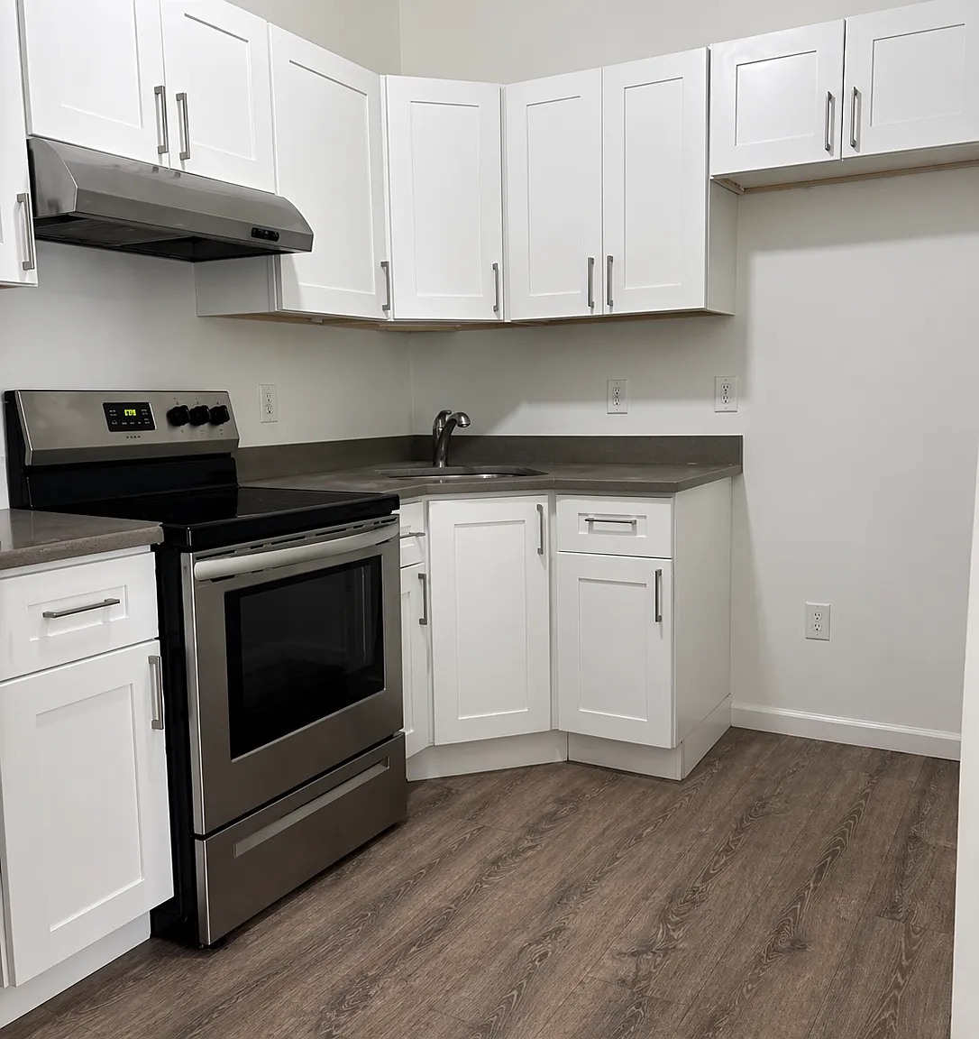 2 bed, $1,090 — Photo 2