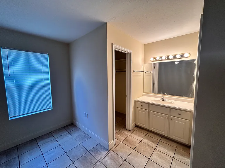 189 N Wind Ridge Ln #A — Photo 10