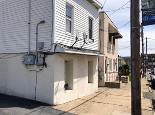 119-121 Oak St, Old Forge, PA 18518