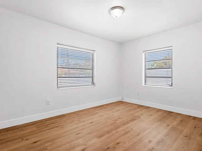 630 SW 62nd Ct #1 — Photo 11