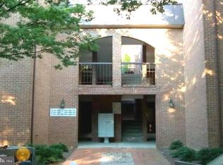 1107 N Taylor St #B, Arlington, VA 22201