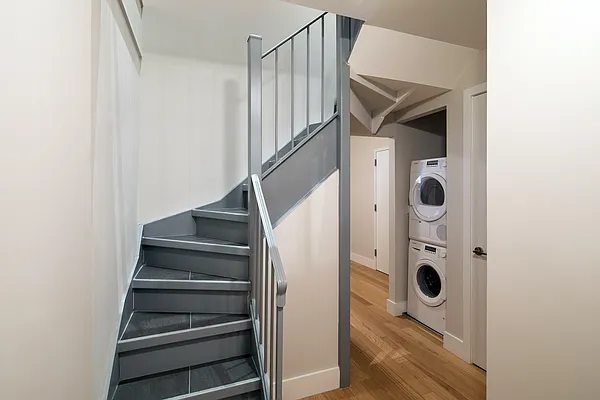 Rented by Corigin Management | media 9