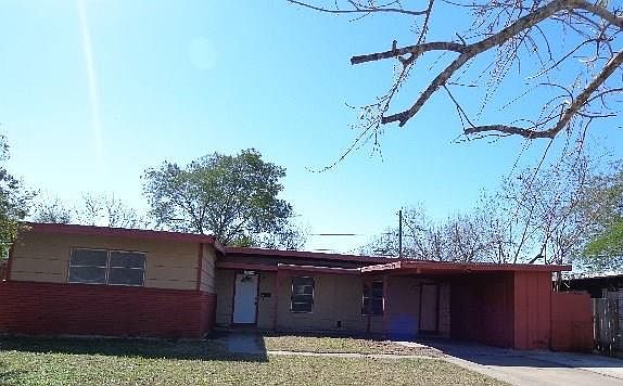 1st image of 1511 E Fordyce Ave