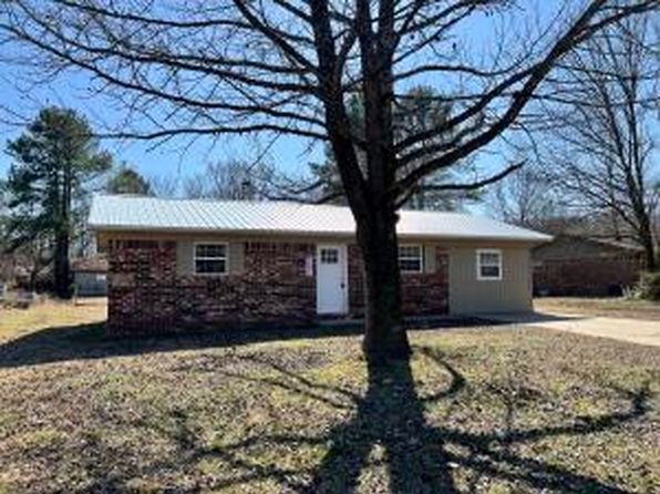 507 N 35th St, Ozark, AR 72949