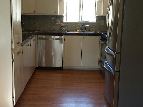4th image of 275 Homewood Ave