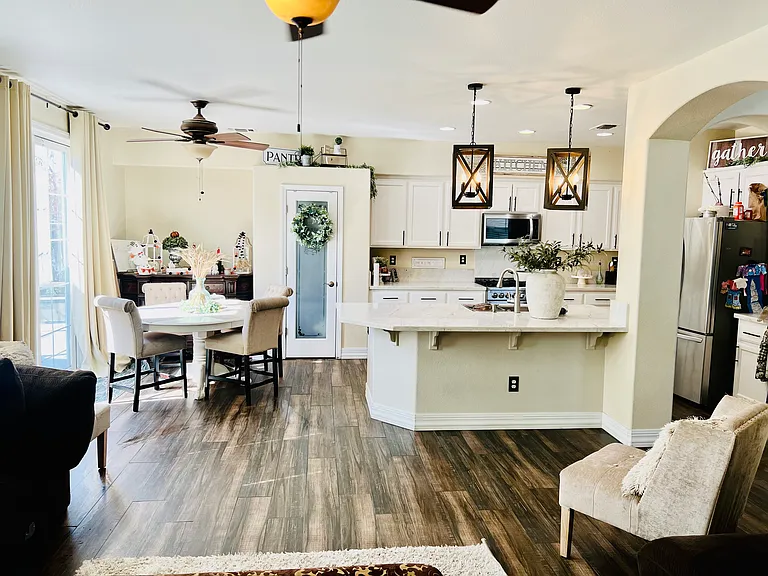 13714 Brook Way — Photo 5