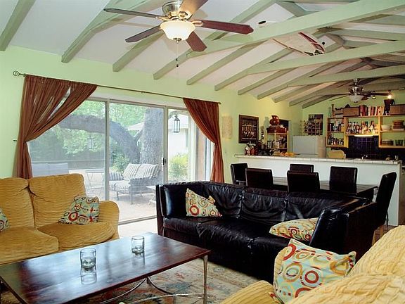 3rd image of 15909 Allenwood Dr