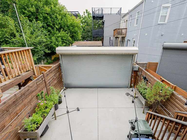 1107 7th St NE — Photo 26