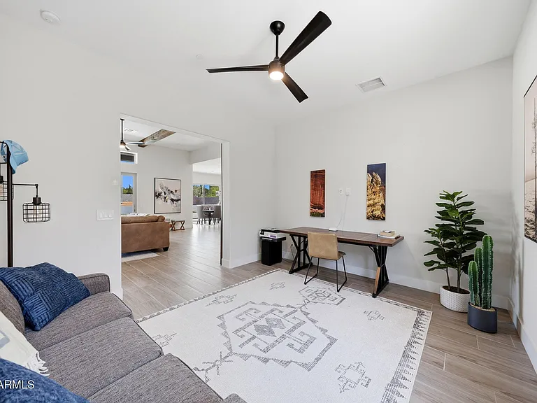 6896 E Lomas Verdes Dr — Photo 19