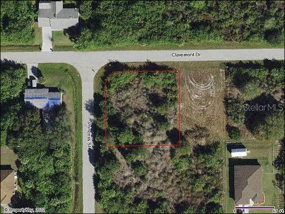 3rd image of 12097 Claremont Dr