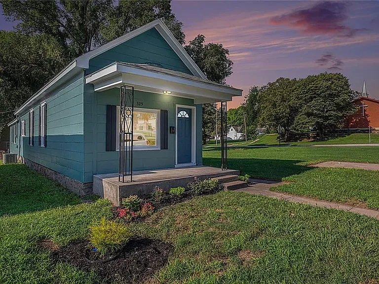 325 Kiowa St — Photo 22