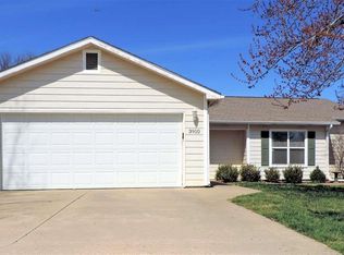3910 Tumbleweed Ct, Lawrence, KS 66049