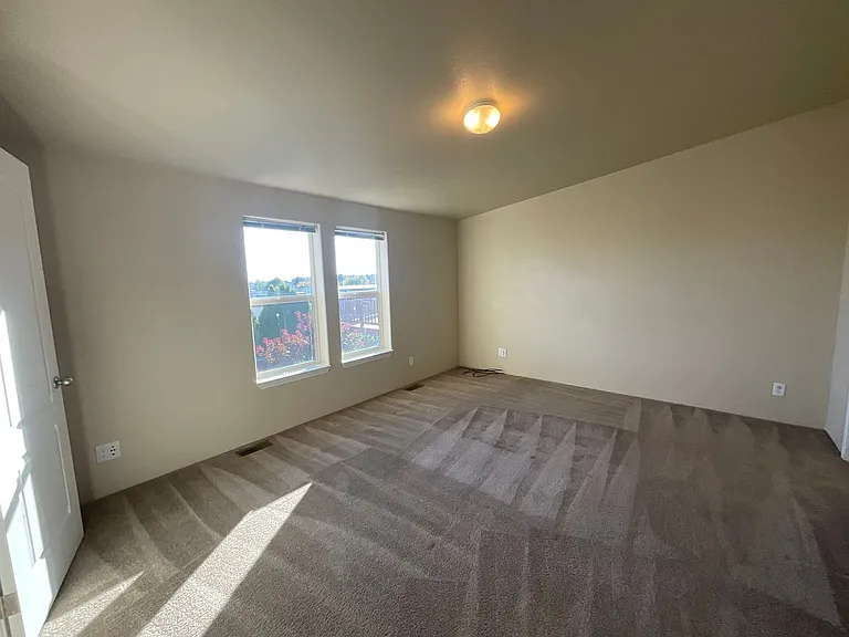 8477 Selder Rd — Photo 13