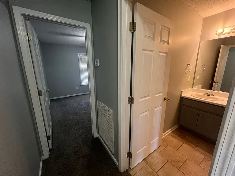 14163 River Point Cir — Photo 18