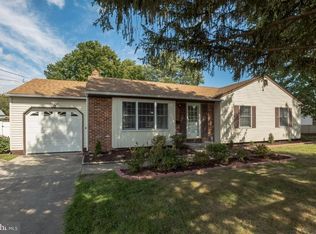 14 Old Forge Rd, Pennsville, NJ 08070