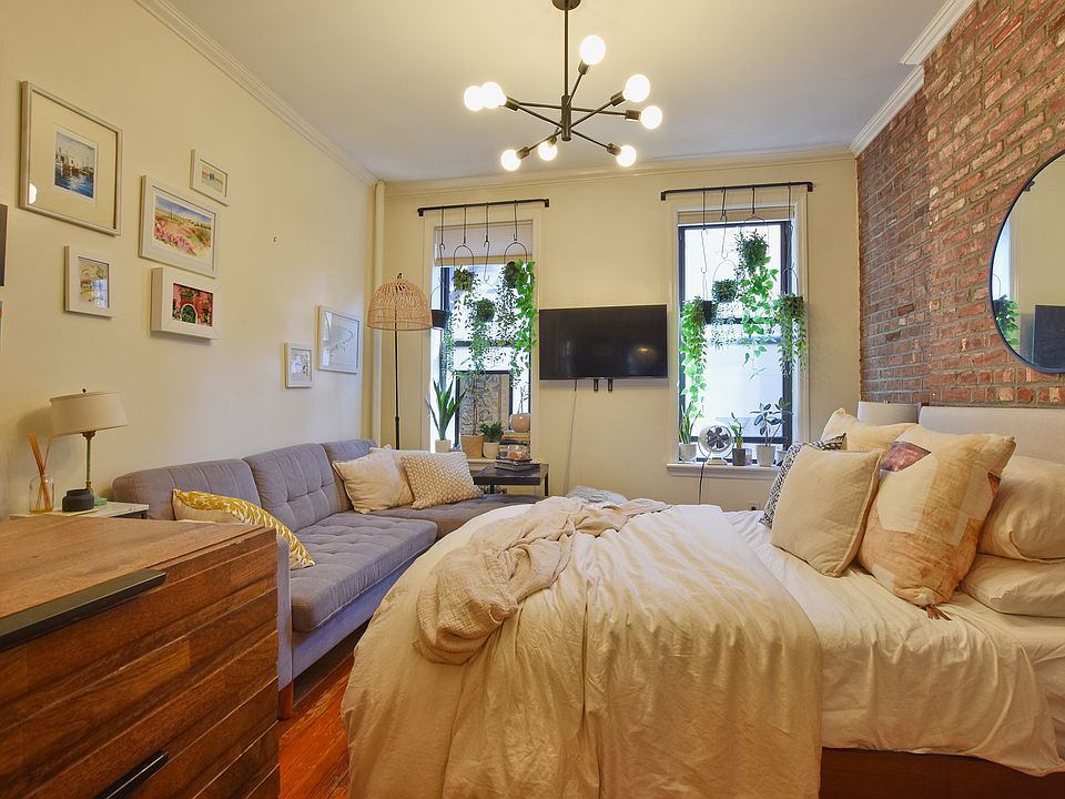1st image of 266 W 11th St APT 4RW